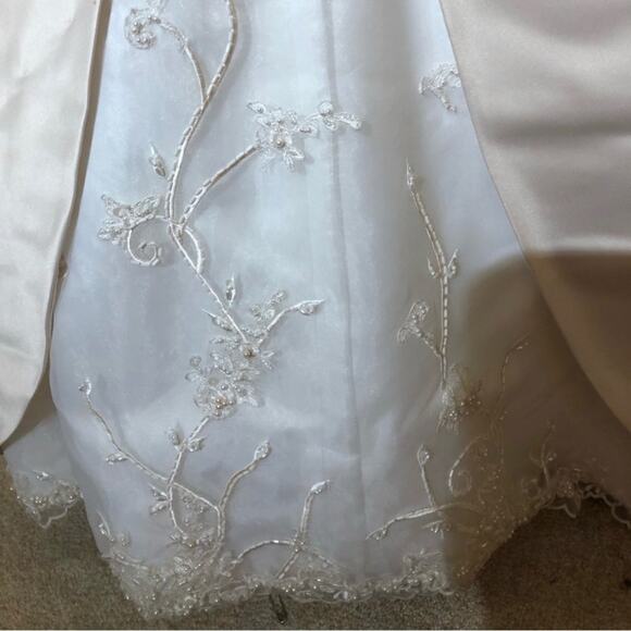 Michaelangelo Size 16 Wedding Dress Gown Stunning Ivory & Champagne beaded - Picture 5 of 5